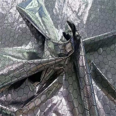 Hoja de plata caliente sólida de la tela 290t del tafetán del poliéster 65GSM