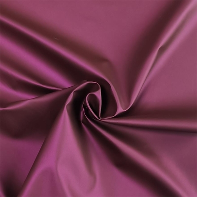 prenda impermeable suave Dull Metal Lamination lleno de Shell Fabric Woven 75dx75d del poliéster 174gsm