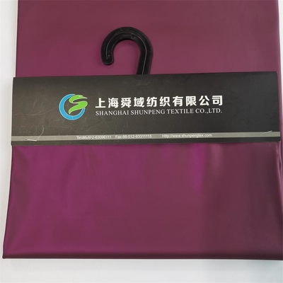 prenda impermeable suave Dull Metal Lamination lleno de Shell Fabric Woven 75dx75d del poliéster 174gsm