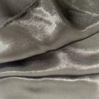 Ventile la laminación brillante de la tela de seda imitada 150Dx150D 130GSM