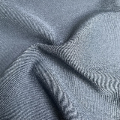 Fabricación de poliéster de 95% y 5% de spandex 227GSM de 4 vías