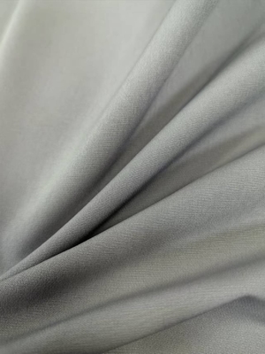 Se trata de un tejido de spandex de cuatro vías de 185GSM 92%P 8%SP 75D+40D*75D+40D+200D